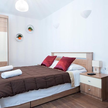 Rooms & Apartments 72 Zadar Oda fotoğraf